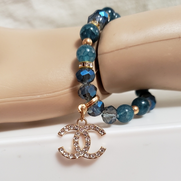 Pretty blue beeds and rhinestones stretch bracelet. - Picture 4 of 6